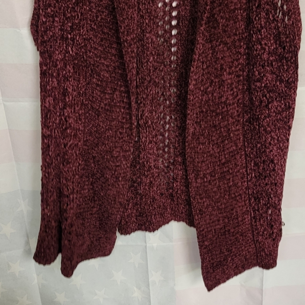 C Est 1946 L Burgundy Sweater Vest Super Soft - Picture 7 of 7